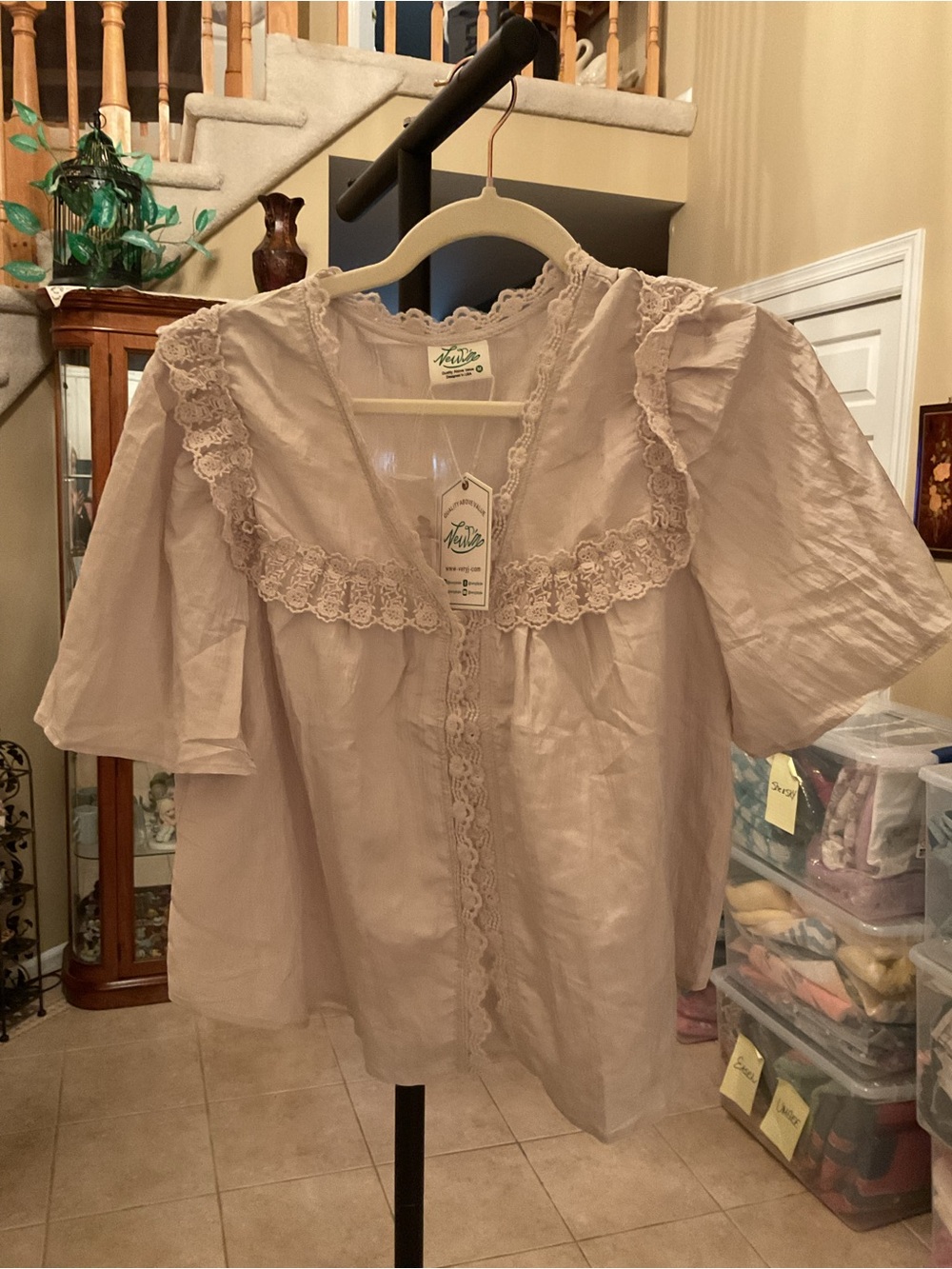 Very J oatmeal Lace-Trim Puff Sleeve Blouse